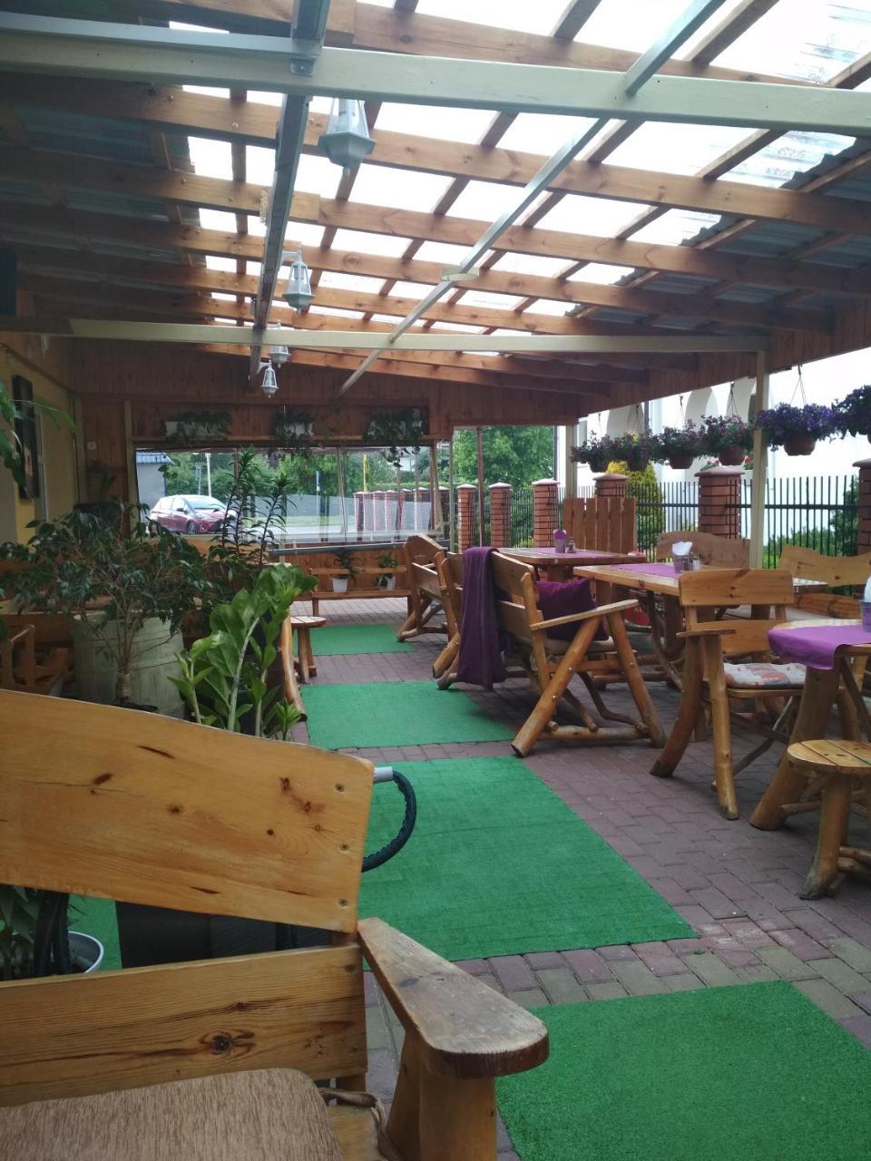 Pensjonat I Restauracja U Zdzicha Rowy  Exterior photo
